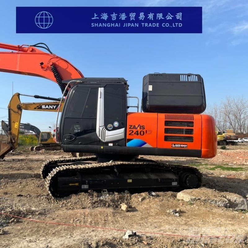 Hitachi ZX 240 履带挖掘机
