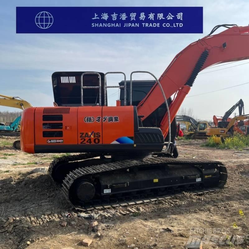 Hitachi ZX 240 履带挖掘机