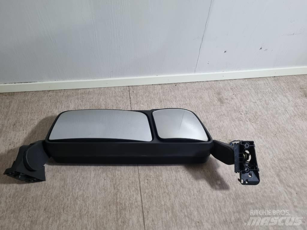 Mercedes-Benz MP4 底盘和悬架