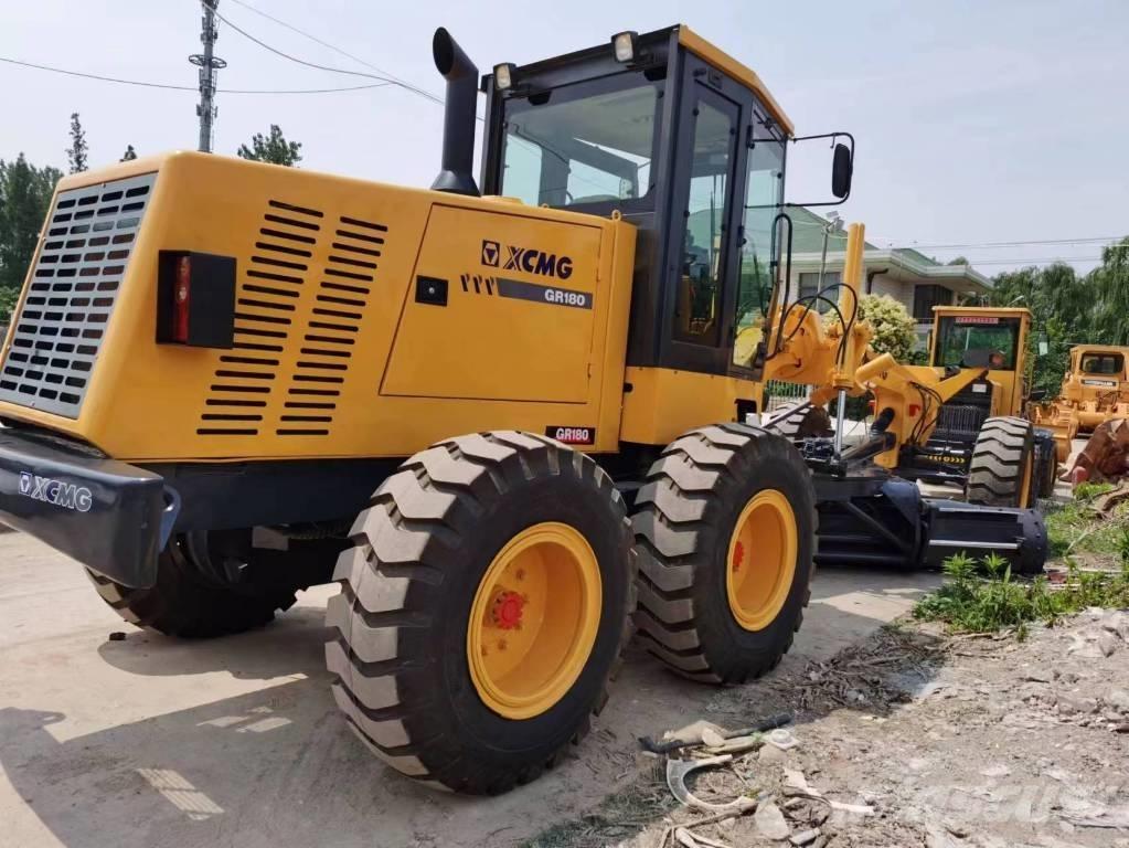 XCMG GR 180 平地机/推土机