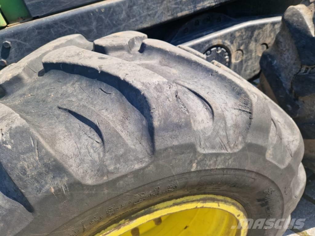 John Deere 1010 E 集运机