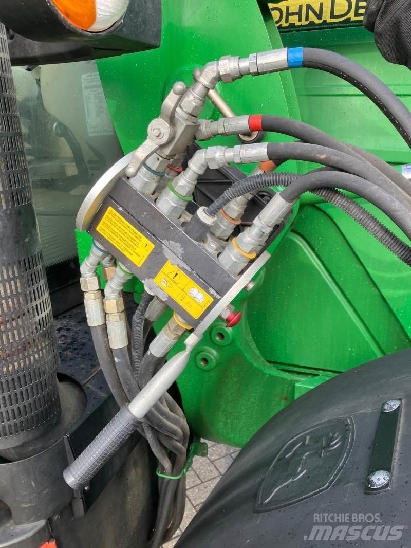 John Deere 6125R 拖拉机/农用车