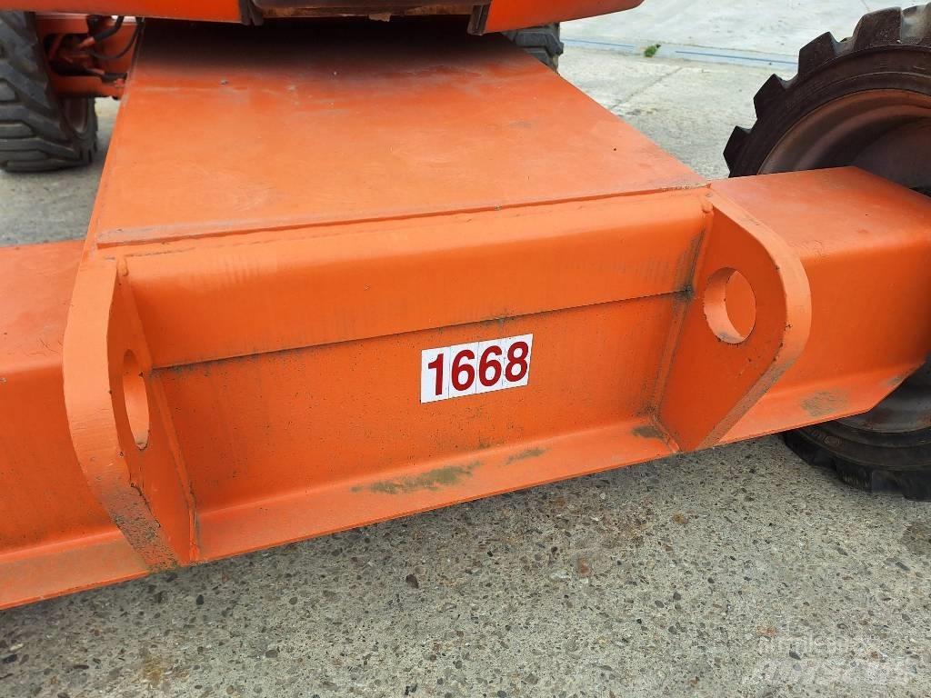 JLG 600 AJ 曲臂高空工作平台