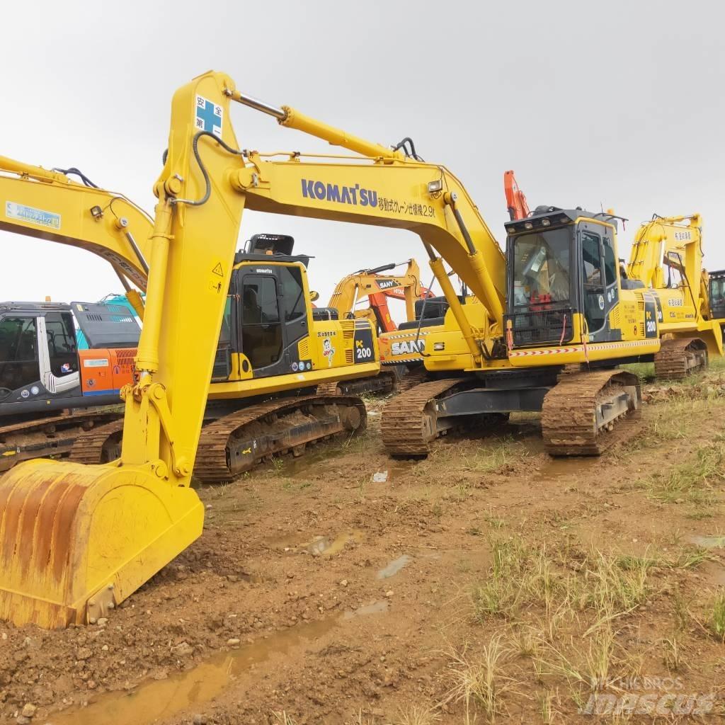 Komatsu PC200-8 履带挖掘机