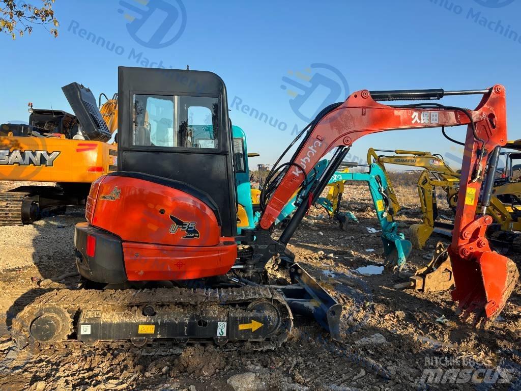 Kubota U 35 小型挖掘机