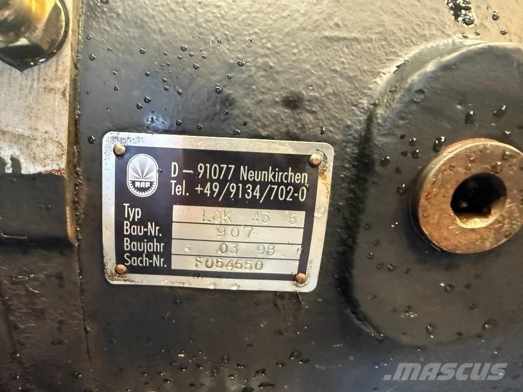 Timberjack 1270 传动装置