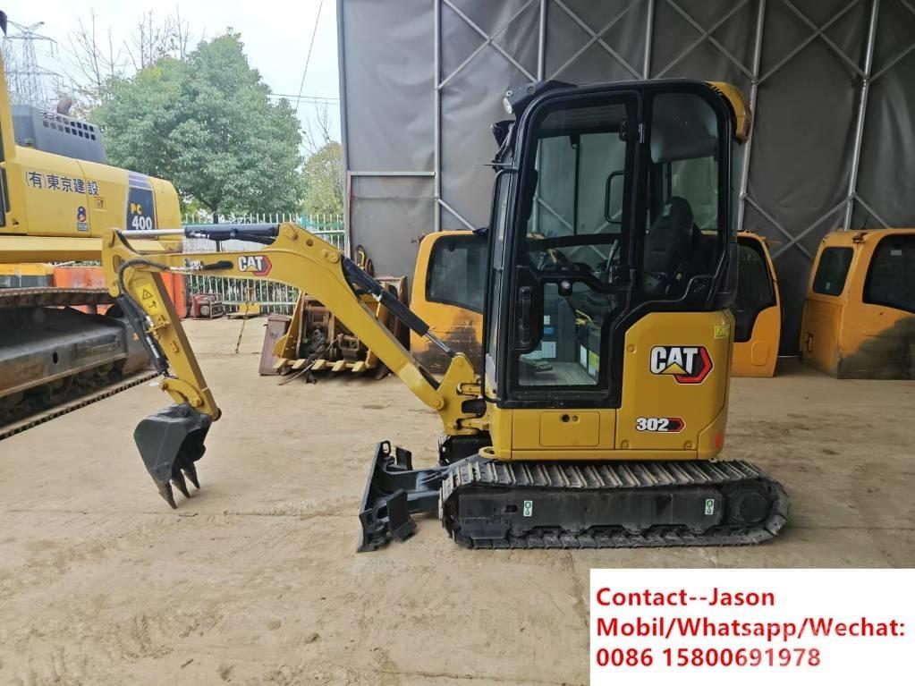 CAT 302CR 小型挖掘机
