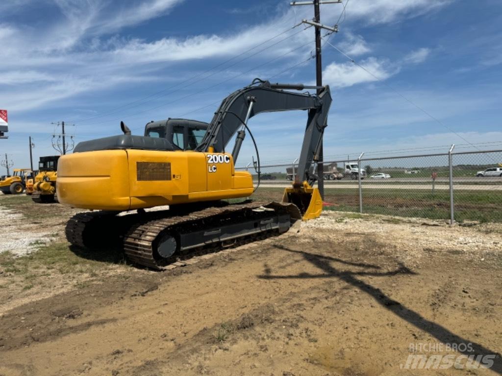 DEERE 200 LC 履带挖掘机