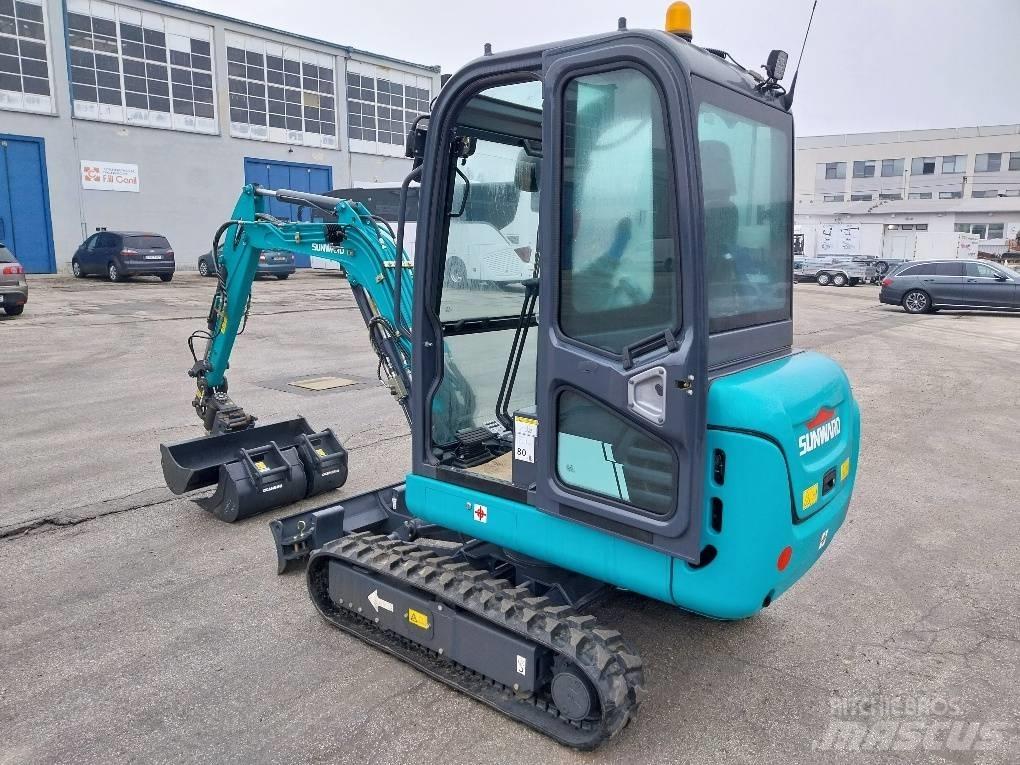 Sunward SWE 20 F 小型挖掘机