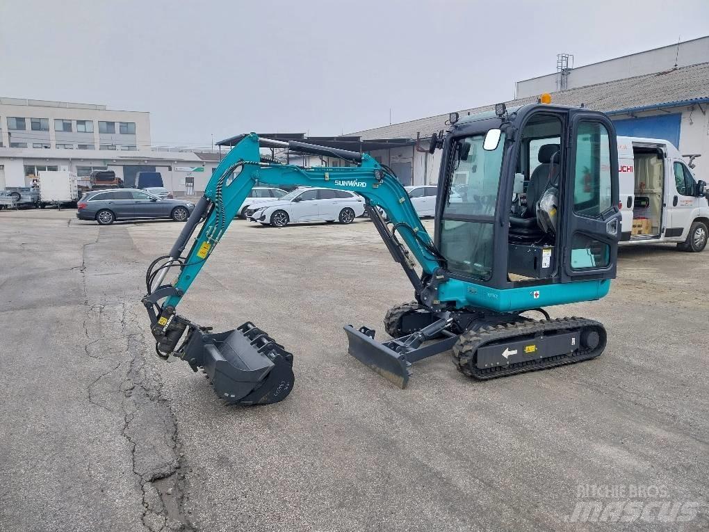 Sunward SWE 20 F 小型挖掘机
