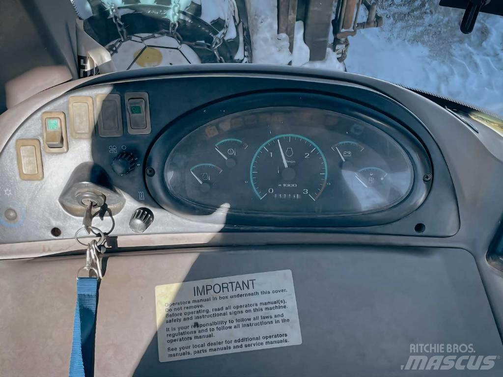 CASE 580 M 反铲装载机