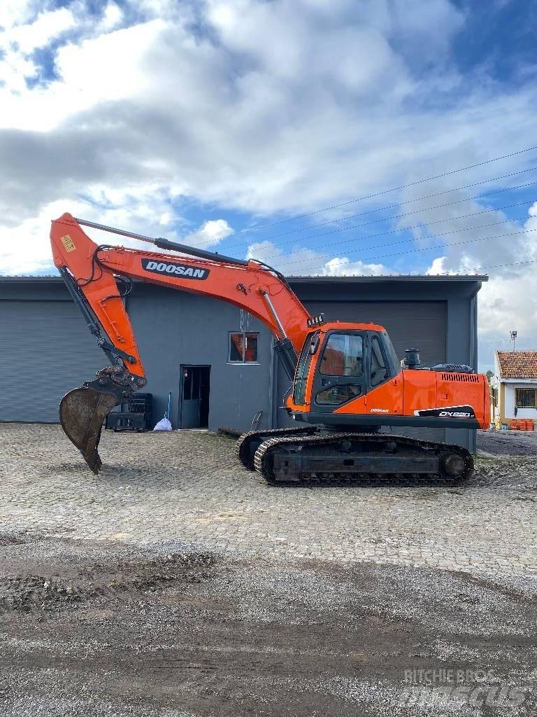 Doosan DX 220 NLC 履带挖掘机