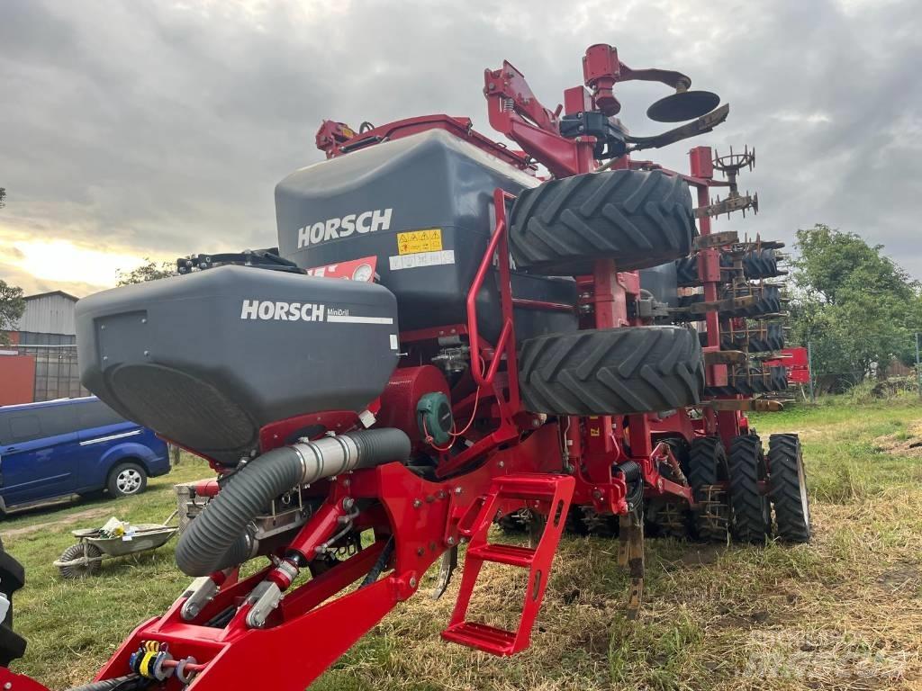 Horsch Focus 6 TD 条播机