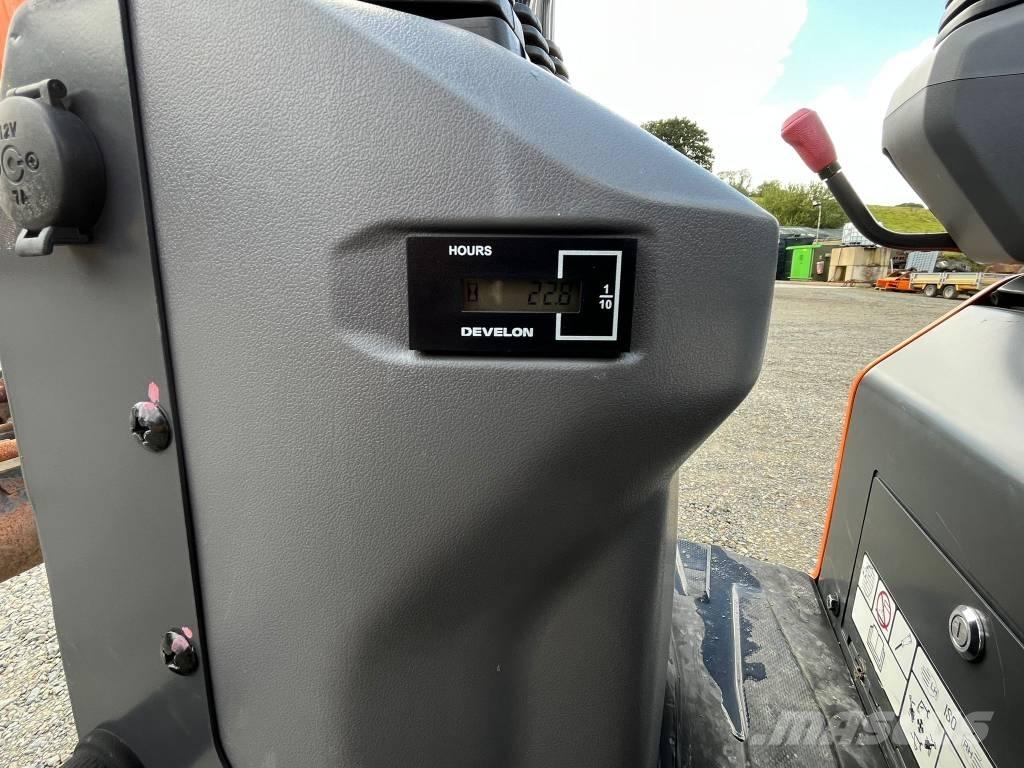 Develon DX 10 Z-7 小型挖掘机