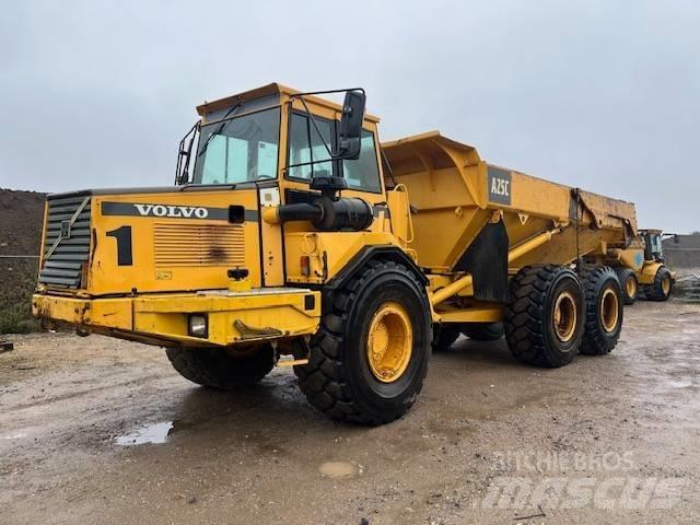 Volvo A 25 C 铰接式自卸车