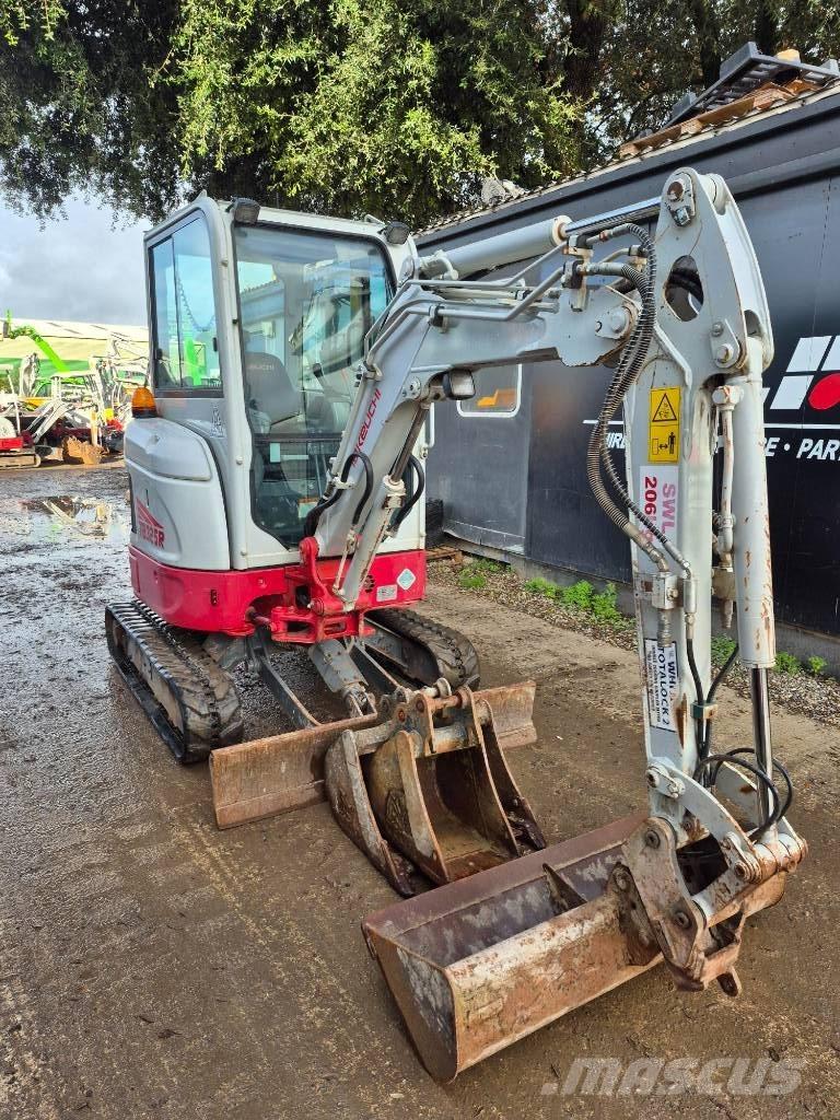 Takeuchi TB 325 R 小型挖掘机