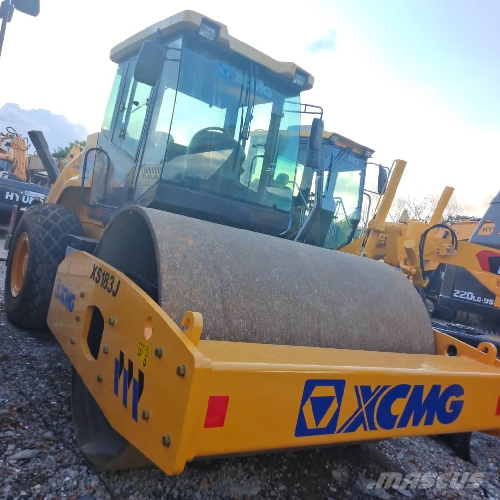 XCMG XS 183 J 单轮压路机
