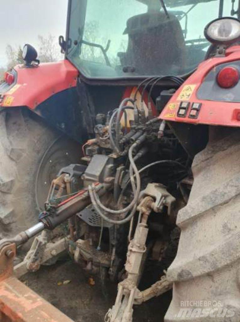 McCormick MC 130 拖拉机/农用车