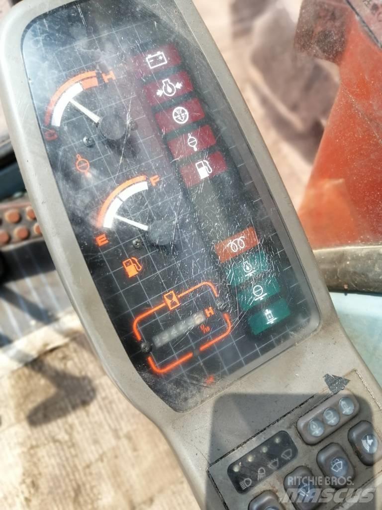 Hitachi EX 120 -3 履带挖掘机