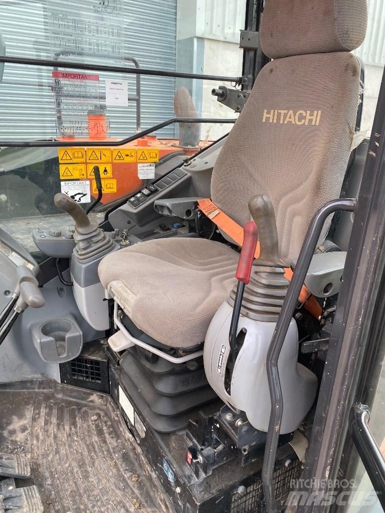 Hitachi Zx85USB-6 中型挖掘机