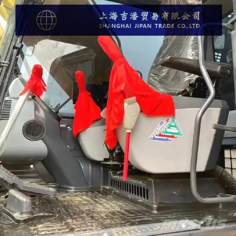 Komatsu PC 220 履带挖掘机