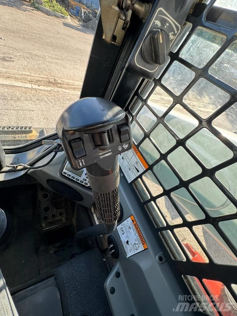Bobcat T 770 滑移装载机