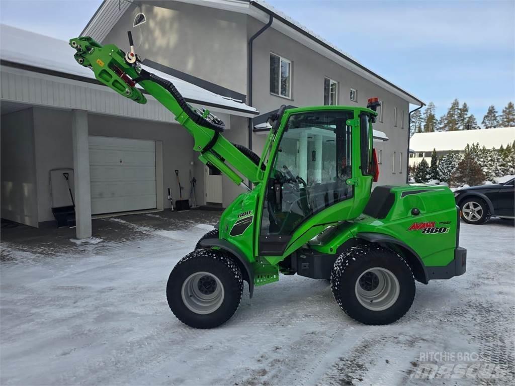 Avant 860i 小型装载机