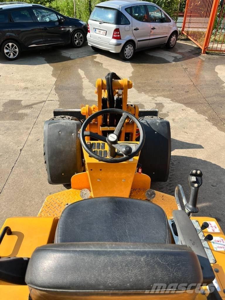 Knikmops KM 250 轮式装载机