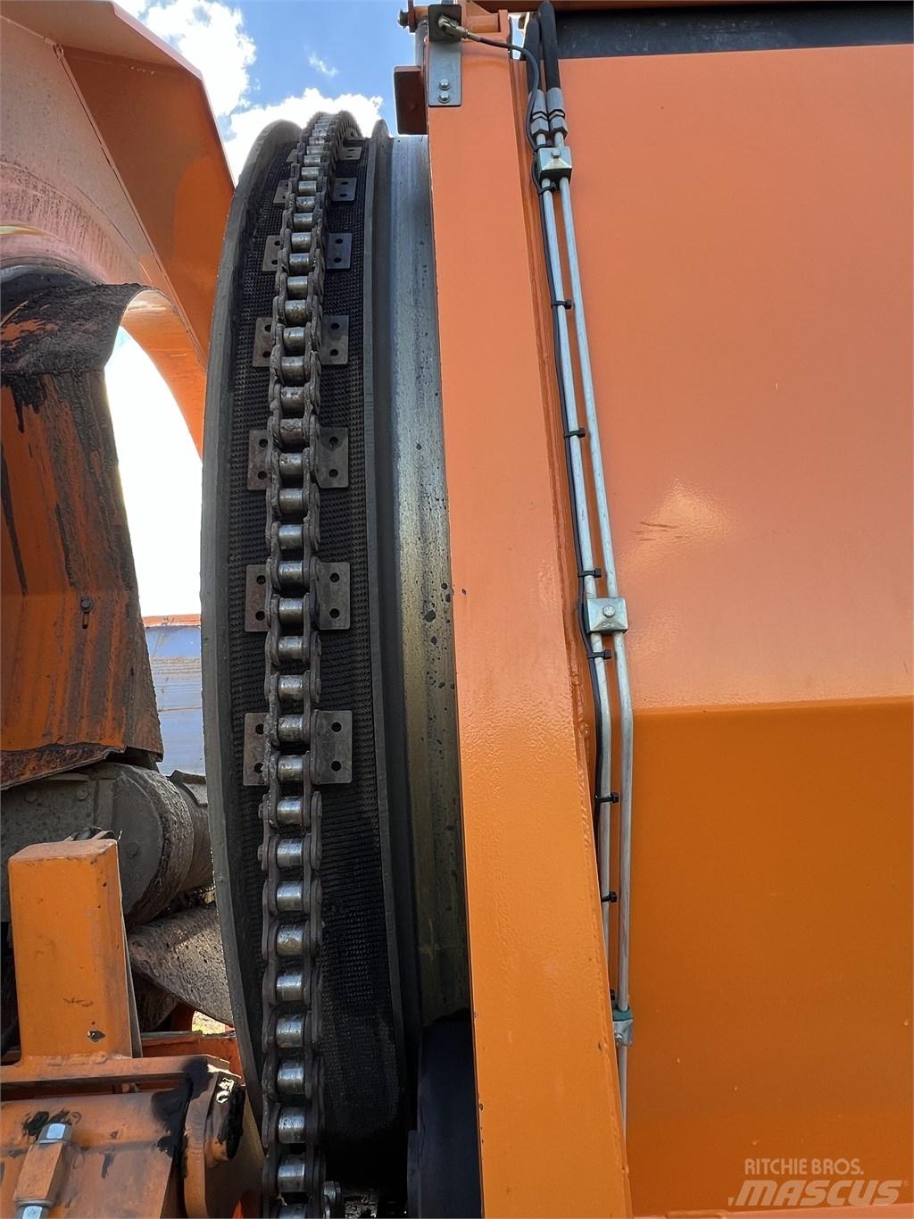 Siebotec  6000E 移动式筛分机
