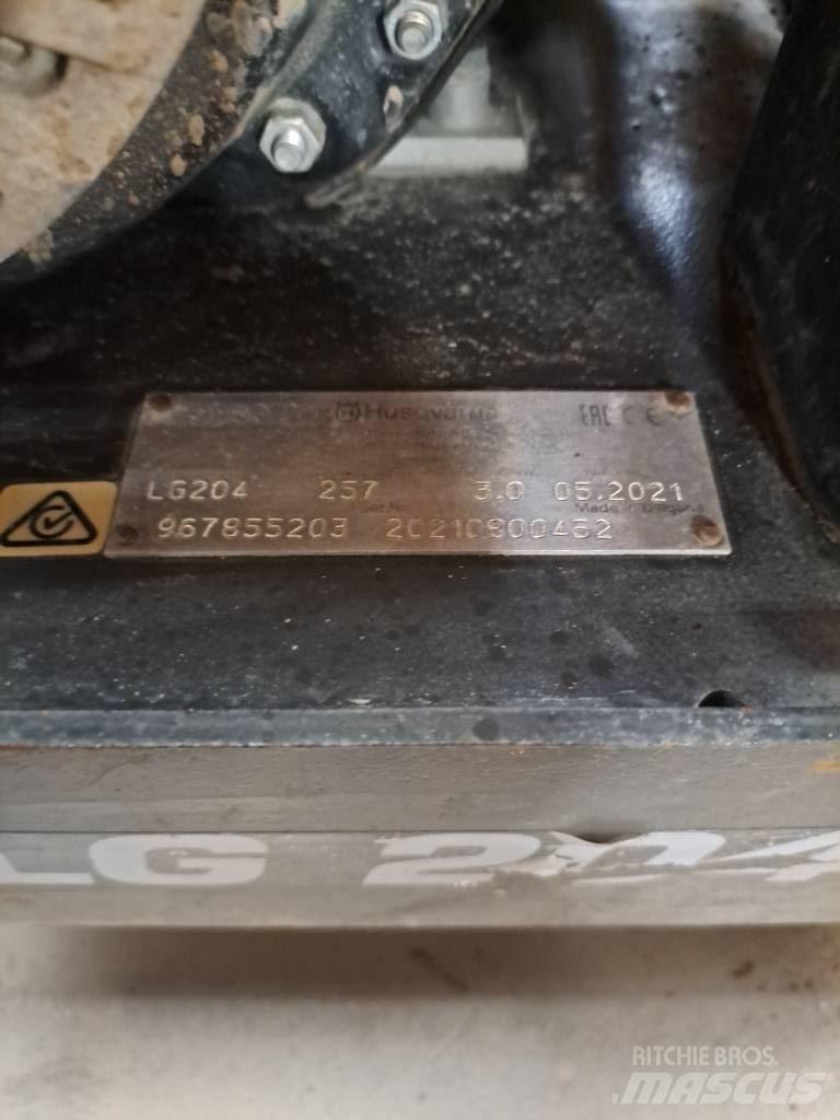 Husqvarna LG 204 平板夯