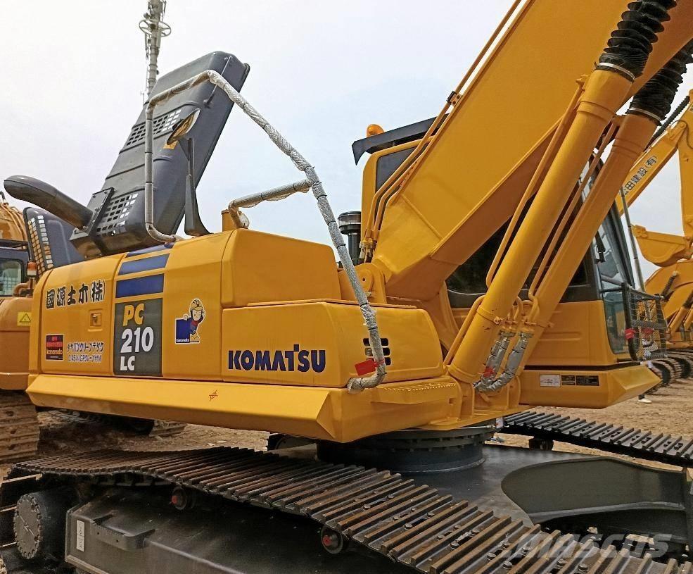 Komatsu PC 210 履带挖掘机