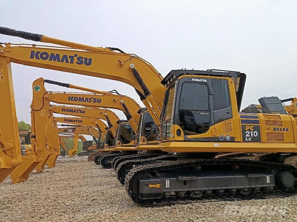 Komatsu PC 210 履带挖掘机