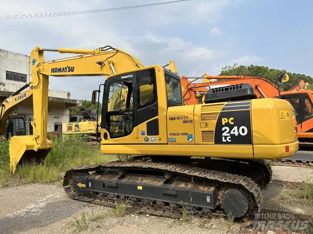 Komatsu PC 240 LC-8 履带挖掘机
