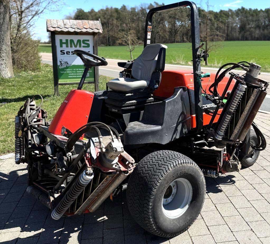 Jacobsen LF4677 骑乘式割草机