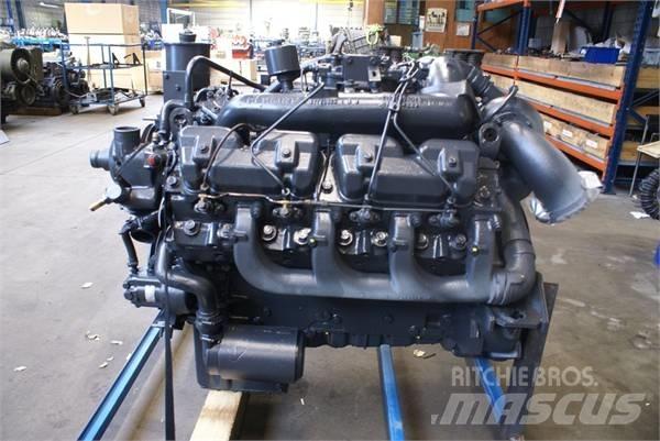 Perkins V8540XE 发动机