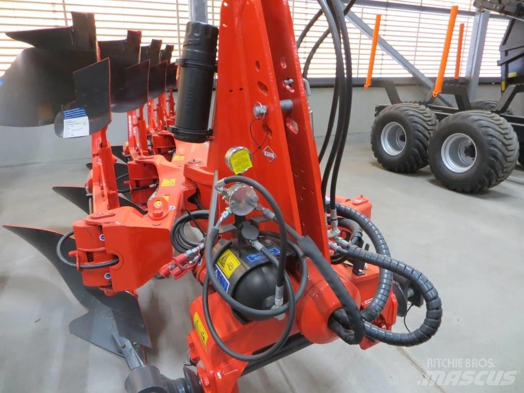 Kuhn Vari-Master 123 双向犁