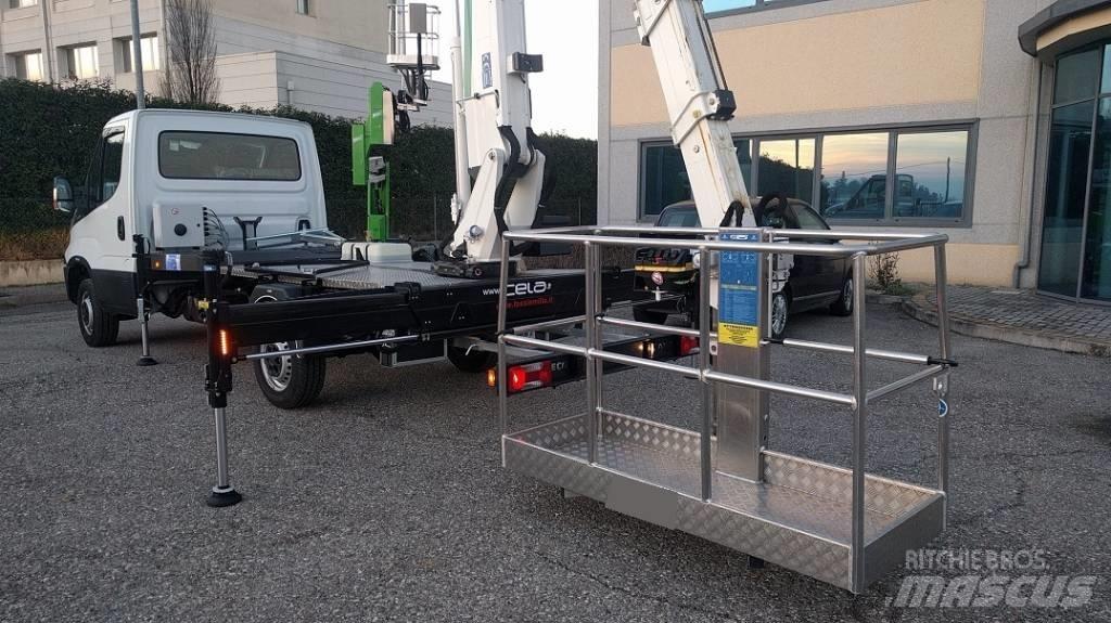 Cela DT 22 车载式高空作业车