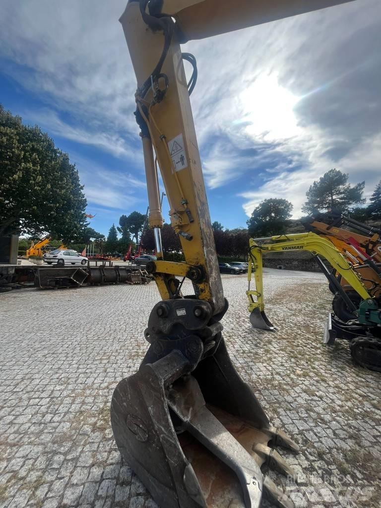Komatsu PC 138 US-8 中型挖掘机