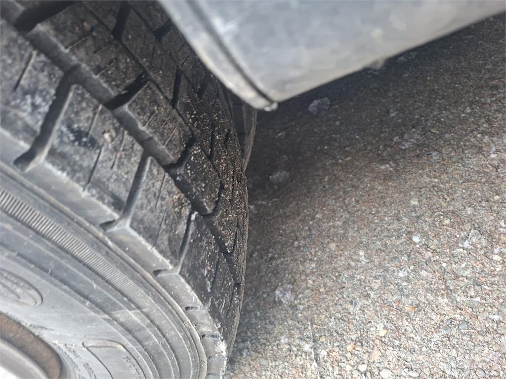 Iveco 90E 3.9 救援车