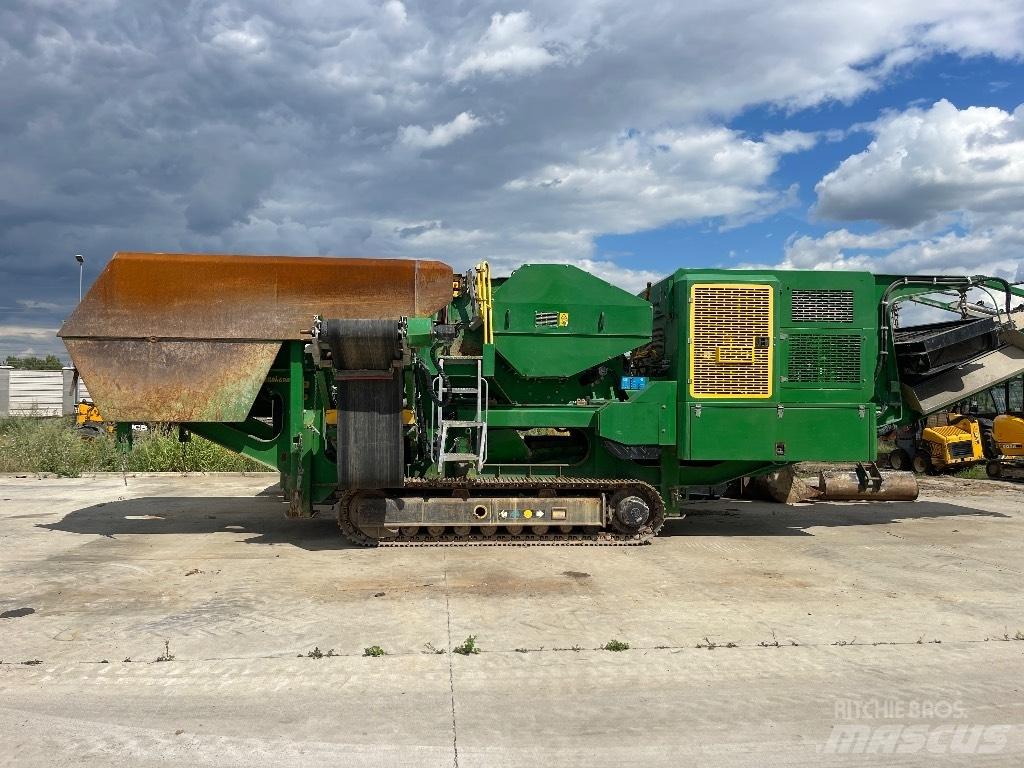 McCloskey J40 破碎机