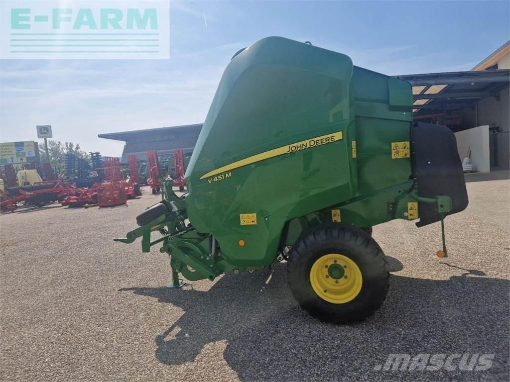 John Deere V451M 方捆打捆机