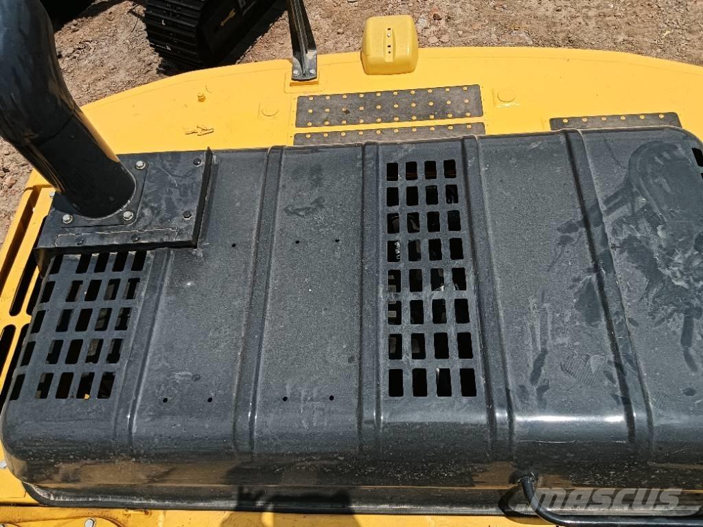 Komatsu PC 240 履带挖掘机