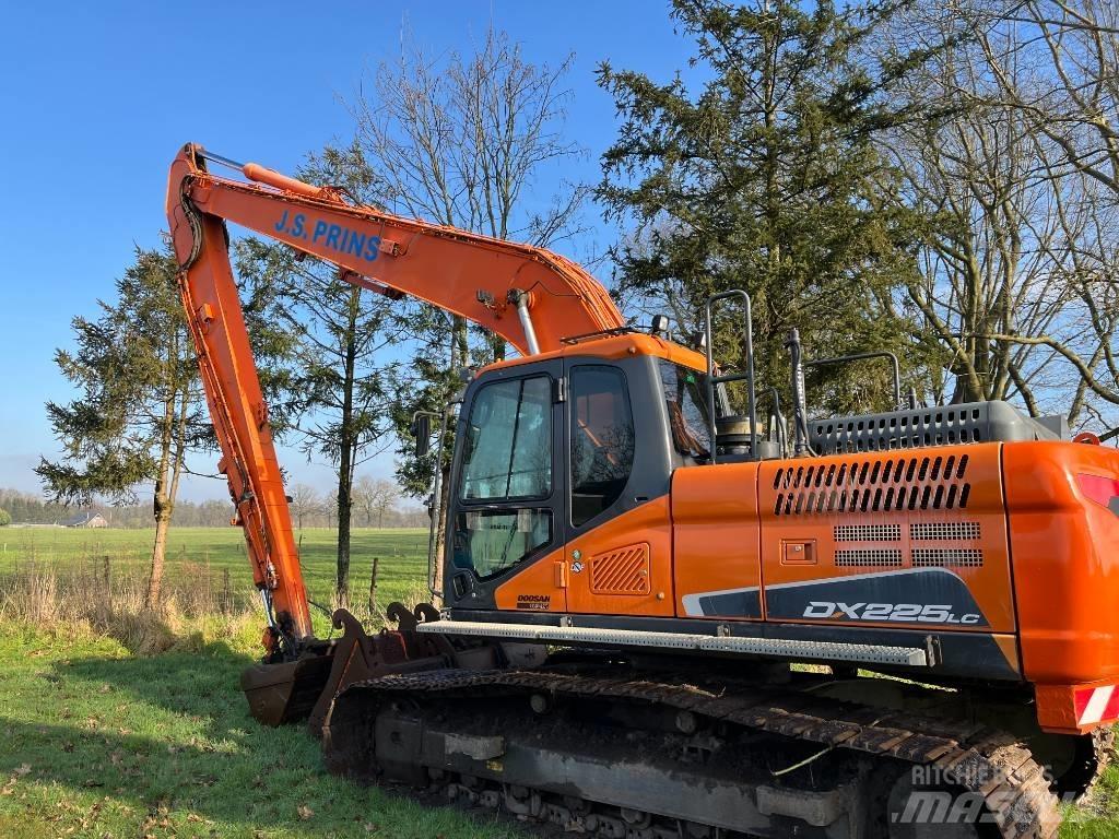 Doosan Dx225-5 长臂挖掘机