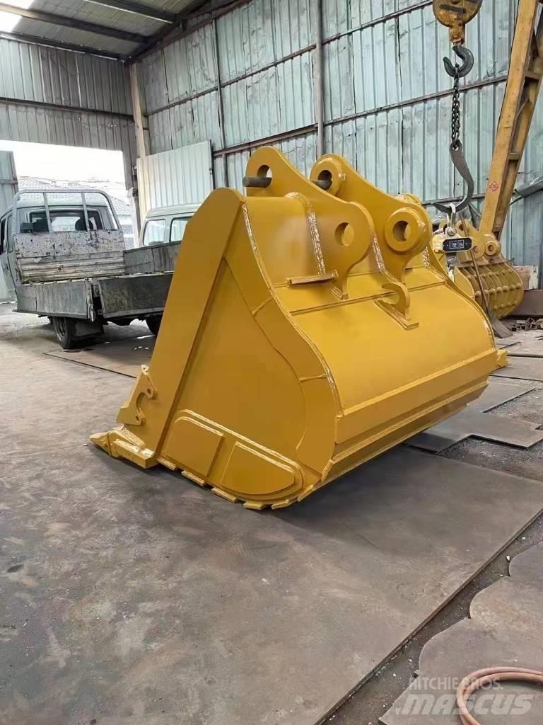Komatsu PC 360 挖斗