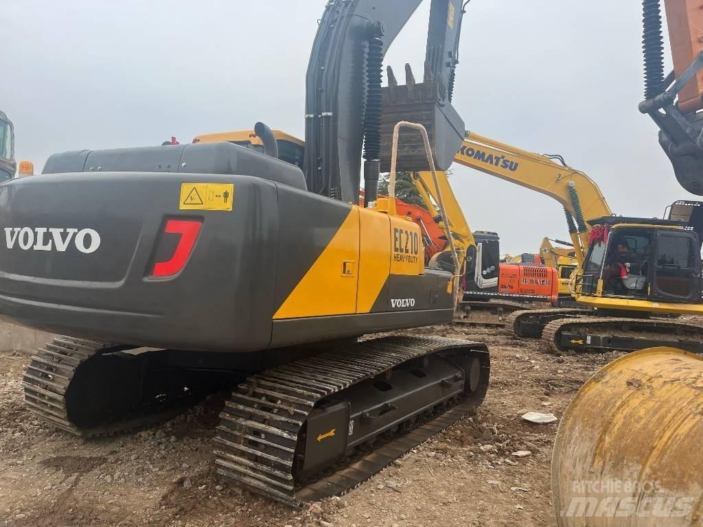 Volvo EC 210 LC 履带挖掘机