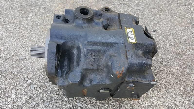 Komatsu WA500-6 液压