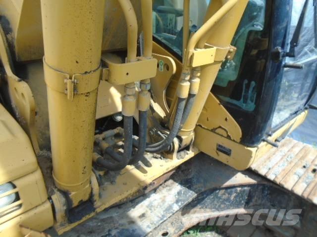 CAT 330 D L 履带挖掘机