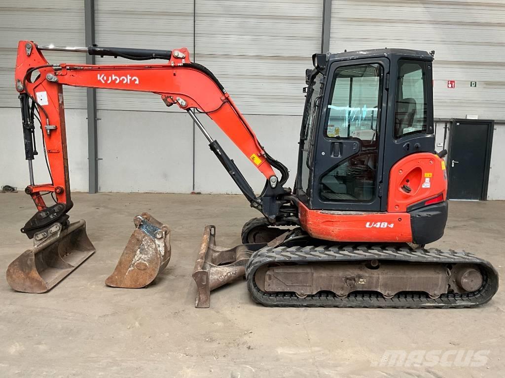 Kubota U 48-4 小型挖掘机