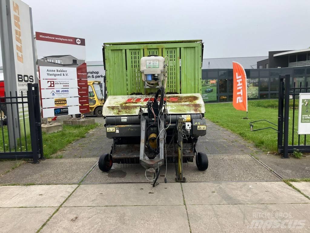 CLAAS Quantum 5500 P 自动装载拖车
