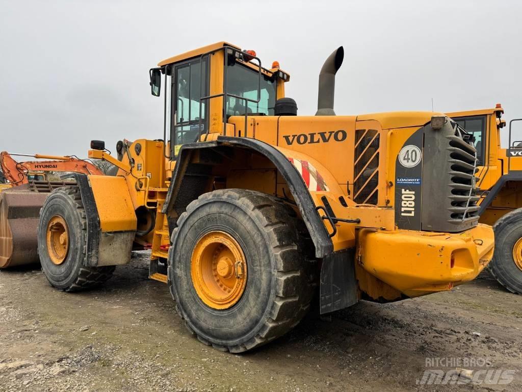 Volvo L 180 F 轮式装载机